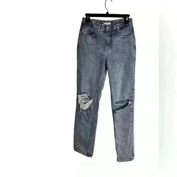 Good American 90’s Icon High Rise Straight Leg Distressed Jeans Size 2/26 - Picture 2 of 8